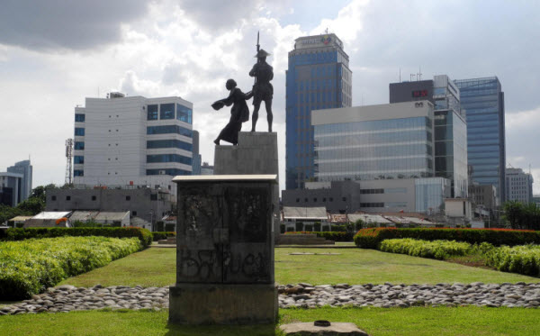 Patung Tugu Tani