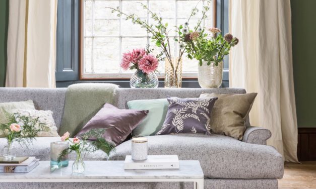 Menghadirkan Sentuhan Floral di Rumah
