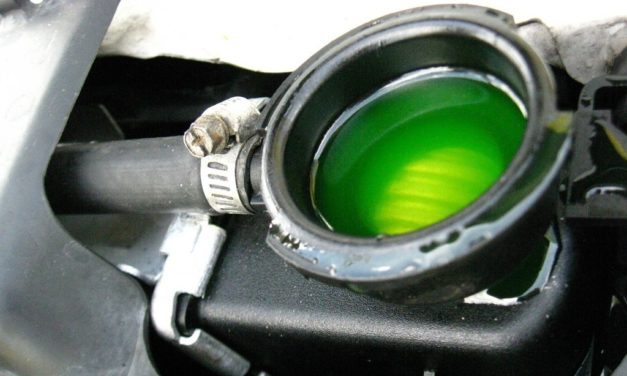 Cairan Penting Untuk Performa Mobil Kesayangan