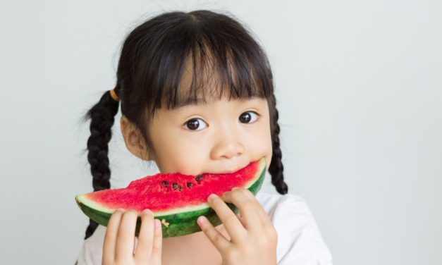 Tips Tumbuhkan Kebiasaan Makan Sehat pada Anak